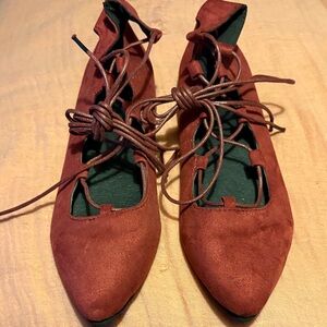 Brand New Never Worn Chic Lace-Up Women's Flats in Deep Red/Rust